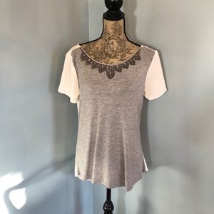 Short sleeve blouse with beaded collar